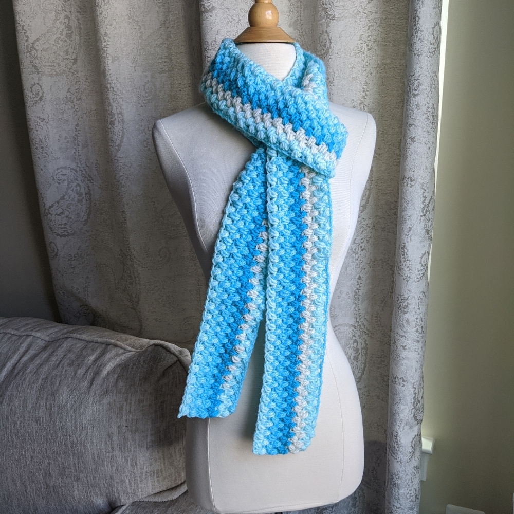 Straight Puff Stitch Scarf - Blues